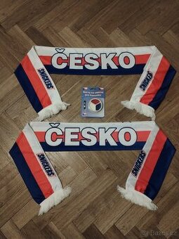 Šály a barvy na fandění fotbal hokej