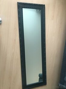 Nové černé nástěnné zrcadlo, 42,5 x 3 c 132,5 cm