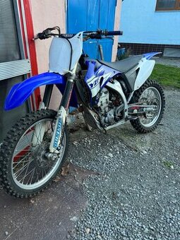 Yamaha motokross