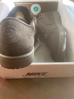 Air jordan 1 low OG SP Travis Scott, Air jordan 4 Fear