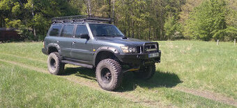 Nissan Patrol Y61