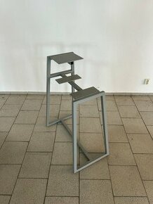 Konstrukce pro prodejní stojan/pult - 1