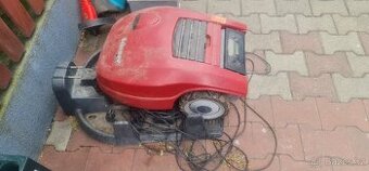 ROBOTICKÁ SEKAČKA