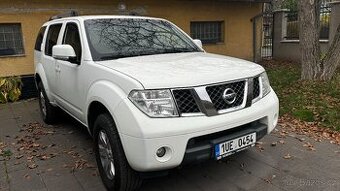 Nissan pathfinder 2.5 126kw
