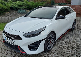 Kia ProCeed 1.6 T- GDi GT