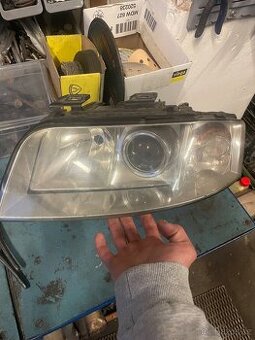 Predni xenon Audi a4 b6