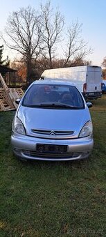 Prodám Citroën Xsara Picasso, veškeré díly z tohoto vozu