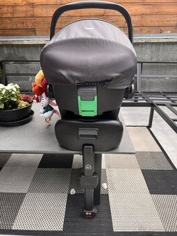 Autosedačka Joie i snug 2 + isofix