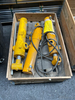 Hydraulické pístnice