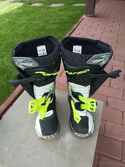 Dětské boty na motocross