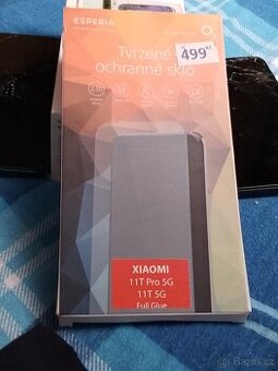 Prodám mobilní telefon na díly nebo na opravu