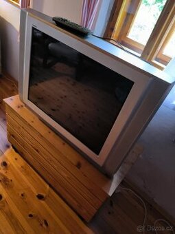 Daruji za odvoz TV Panasonic