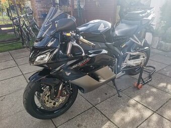 CBR 1000 RR Fireblade