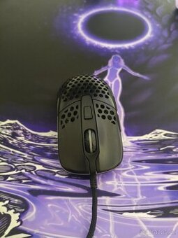 Xtrfy M42 RGB - drátová herní myš