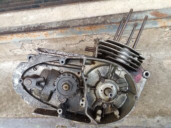 Motor na motocykl jawa čz 125 175 355 356 polomotor