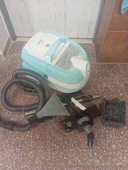 Vysavač BOSCH BWD420HYG
