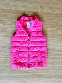 Dívčí vesta vel. 128 zn. Cool club