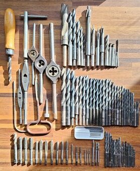 Sada HSS vrtáků, NAREX závitníků, oček s vratidly, fréz200ks