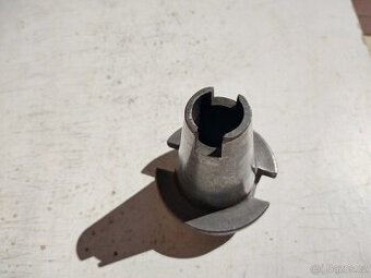 Redukční pouzdro pro frézku 40/2