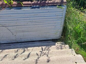 Plotové desky,+sloupky na 20metru.