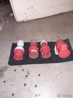 Zásuvka a vidlice 380V, 400V