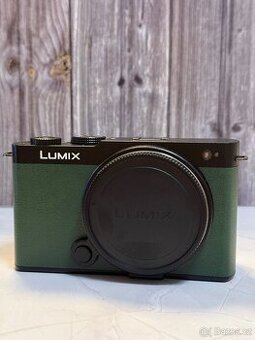 Panasonic Lumix DC-S9 fullframe