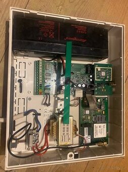 Jablotorn JA-82KRY Ustředna s rádiem a GSM komunikátorem