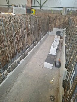 Práce, zkouška par dní 250 kč h - 1