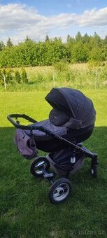 Dětský kočárek