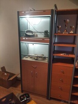 Skříň na dvě tararia + terária