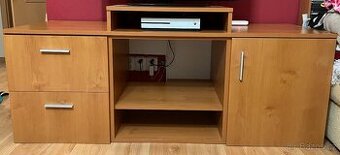 Stolek pod TV