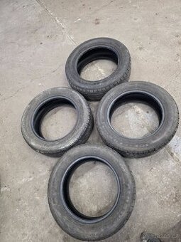 Prodám zimní pneu Imperial 235/60/18