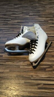 Dívčí brusle Botas velikost 37