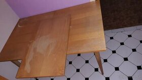 Stůl jídelni rozkladaci