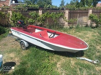 Prodám Motorový člun 5hp