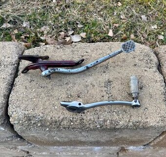 Jawa CZ kývačka i pulbuben - páky