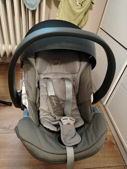 vajíčko+isofix značky cybex