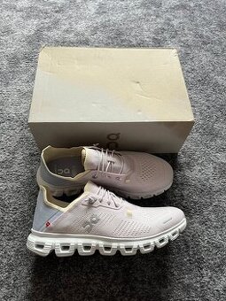 On Running, model Cloud 6 Push, velikost 39