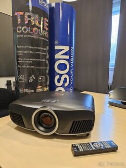 Projektor Epson EH-TW9300, 3LCD, 2.500ANSI, 3D, FullHD