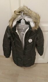 dívčí zimní kabátek