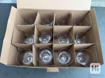 Prodám sklenice a karafy značky RIEDEL