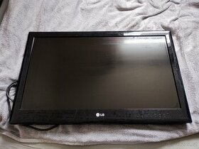 TELEVIZE LG + DRŽÁK NA ZEĎ + OVLADAČ - HEZKÝ STAV - PC 8000