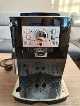 Kávovar De'Longhi Magnifica S