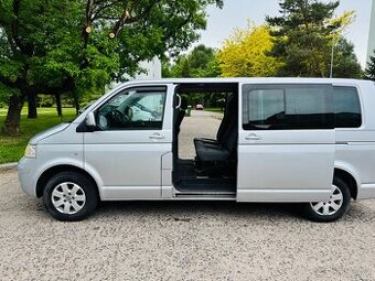 Volkswagen T5-Transportér Caravelle-Long-9 míst