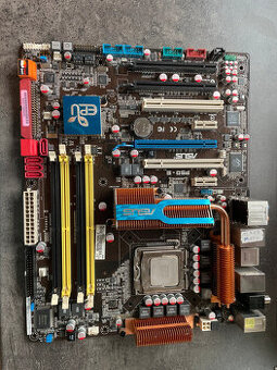 Základní deska Asus P5Q-E + procesor