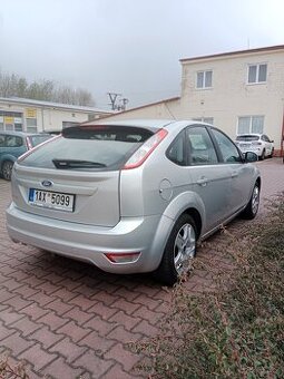 Zadní světla na ford focus II po fl hatchback