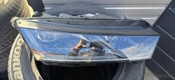 Škoda Octavia IV pravý full led světlo