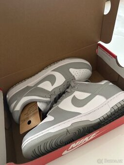Nike Dunk Low 40