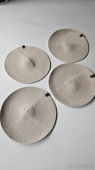 4 kruhové prostírání z bavlněných šnůr -handmade