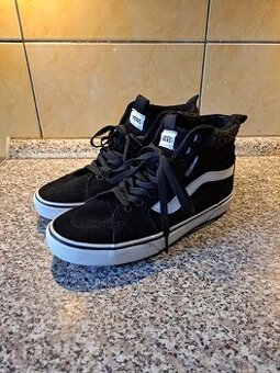 Kotníkové boty Vans - vel. 40,5